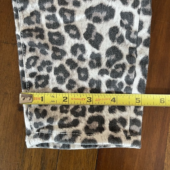 Good American animal print jeans - Picture 8 of 9